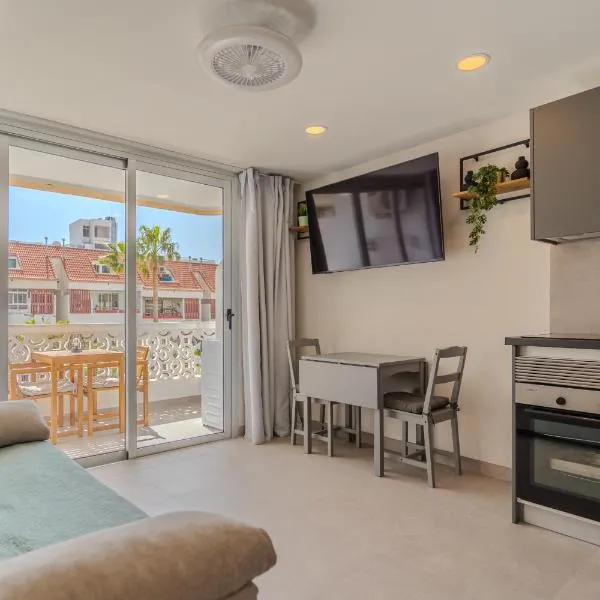 Playa Honda Design, Comfort & Pool, hotel in Playa de las Americas