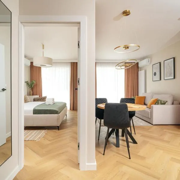 Sand Boho Harmony Luxury - AC Parking & Balcony - by UniqueRent, Hotel in Breslau
