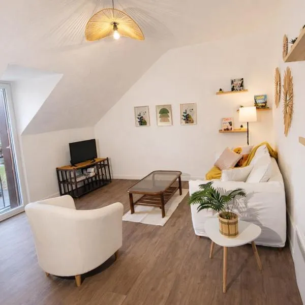 Appartement rénové tout confort - au pied des Pyrénées, hotel i Loures-Barousse
