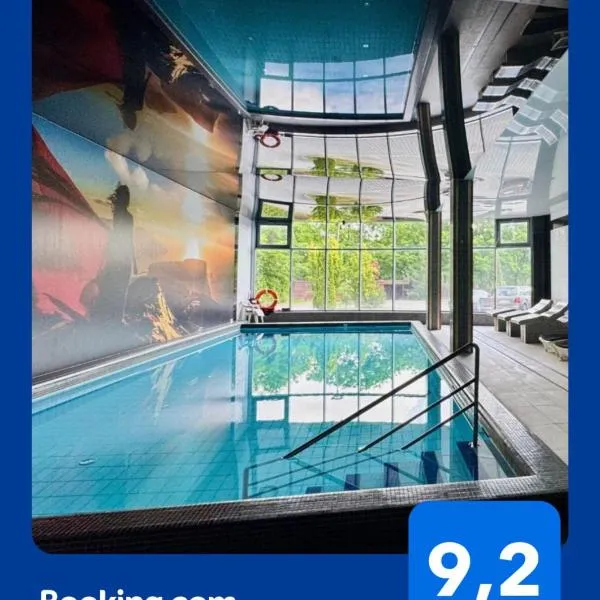 Hotel Business Faltom Gdynia, hotell i Rumia