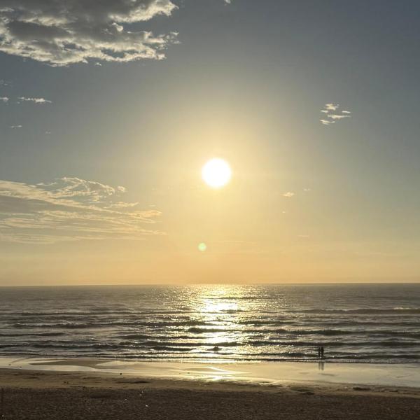 Apartamento Beira-Mar em Torres com Piscina - Foto 3