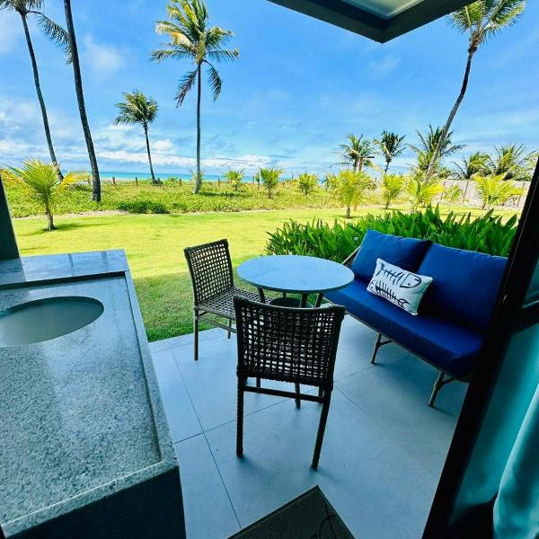 Apartamento Térreo com Linda Vista para o Mar de Muro Alto