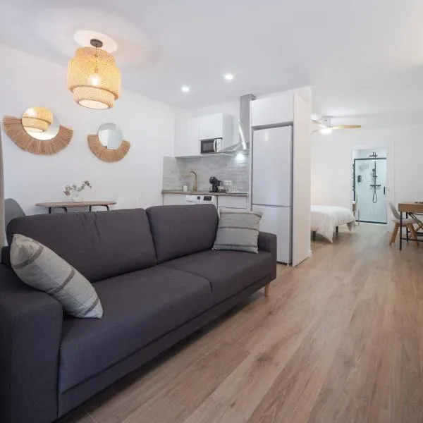 Apartamento Donoso Cortés, готель у місті Бадахос