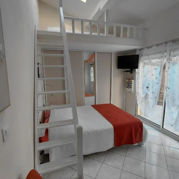 Chambres d'hôtes - Les Orchidées, ξενοδοχείο στο Περπινιάν