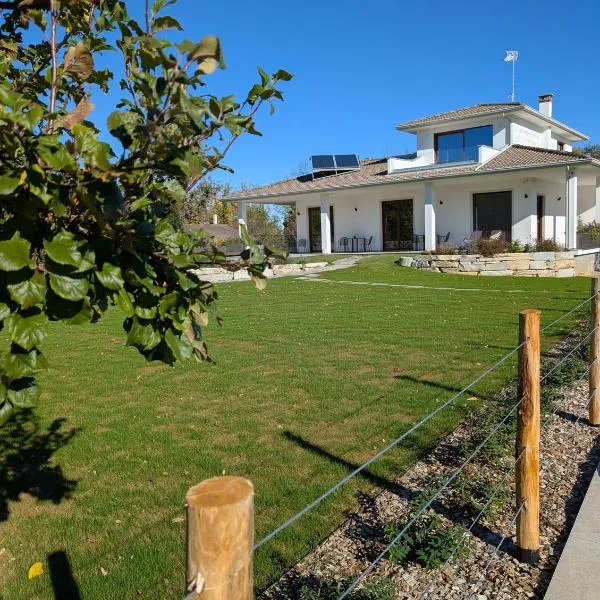 Al tempo ritrovato Country house, hotel en Pianfei