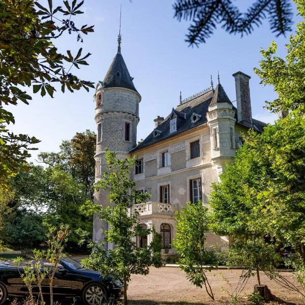château de Puymoger, hotel v mestu Javerlhac-et-la-Chapelle-Saint-Robert