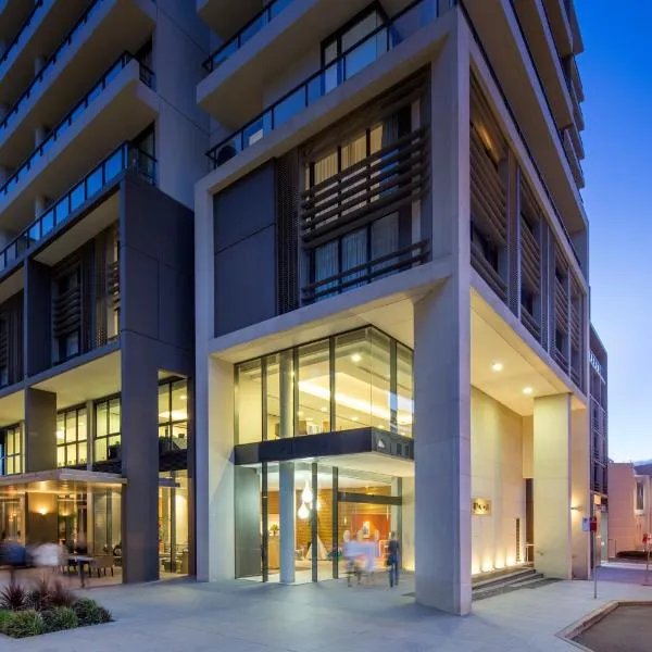Novotel Newcastle Beach, hotel v destinaci Newcastle