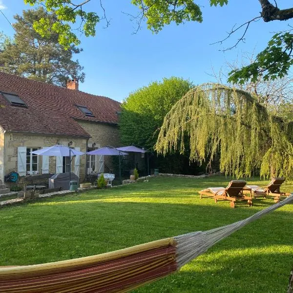 LE PRESBYTERE, hotel u gradu 'Chasnay'