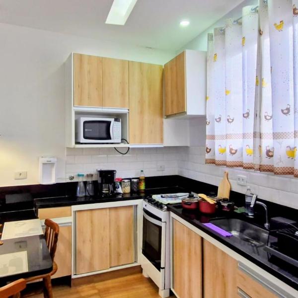 Penthouse Flat Copacabana 2 bedrooms, 2 bathrooms, 2 blocks from beach