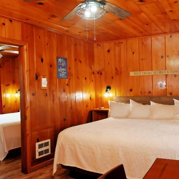 Park Motel and Cabins, хотел в Флорънс