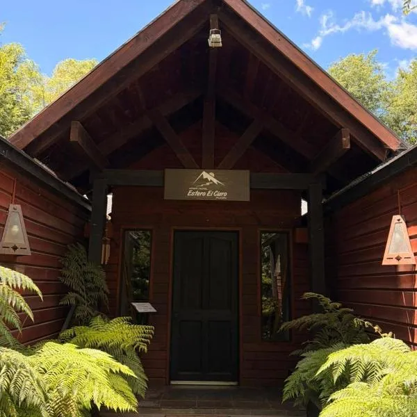 Estero El Claro Hotel y Cabañas, hotel v destinaci Pucón