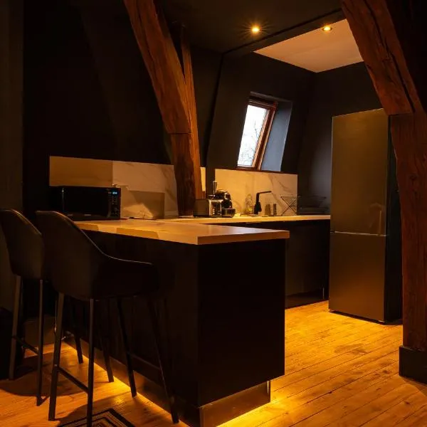 La Suite I I Château proche de Dijon, Hotel in Marliens