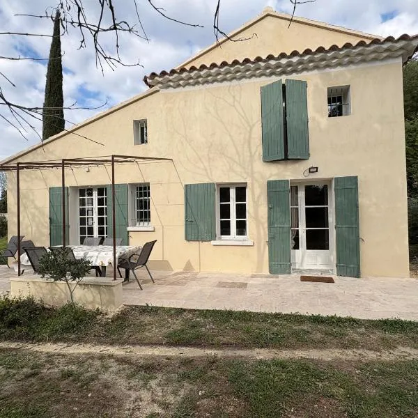 le mas au pied du Ventoux, hotel u gradu 'Carpentras'