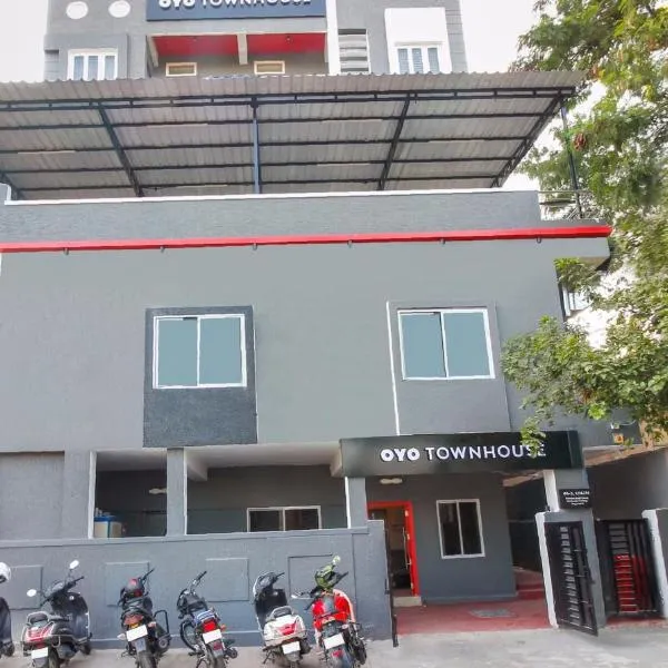 Super Townhouse RCC Sunrise, hotel in Haiderabad