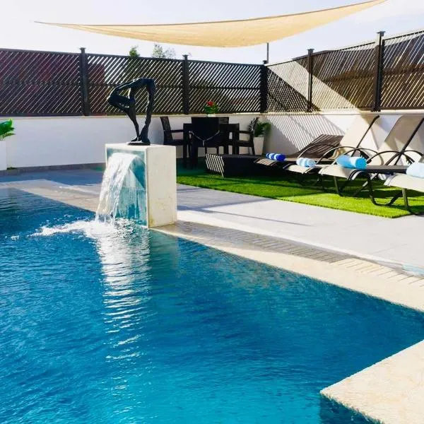 Sofia Luxury villa with 3 suite bedroom with 3 private bathroom, Hotel in Emba