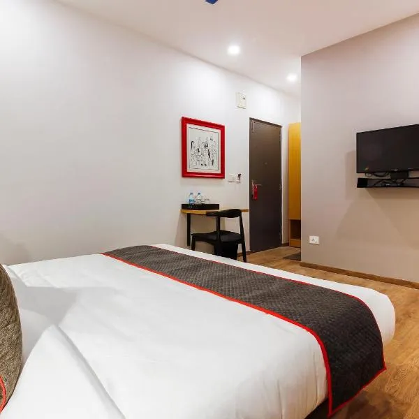 Super Townhouse RCC Elite, Hotel in Hyderabad