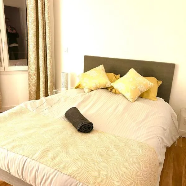 Grand Paris Le Logis de Colette, hotel u gradu 'Vanves'