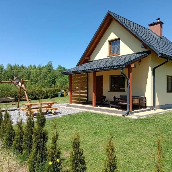 Domki Bieszczadzka Chata, hotelli kohteessa Myczków
