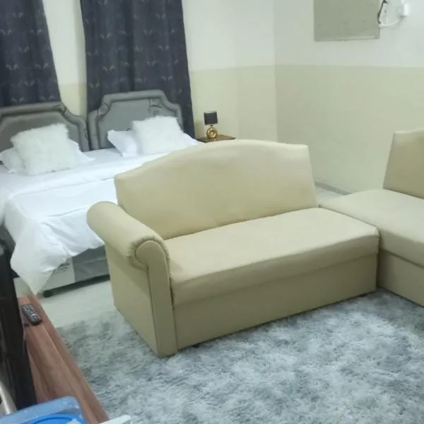 SALEM House Hostel Nizwa, Hotel in Nizwa