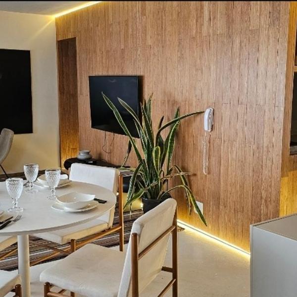 708 Apartamento jardins 2 dormitórios