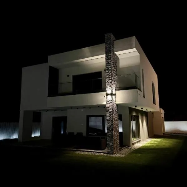 ASPECT House, отель в городе Карансебеш