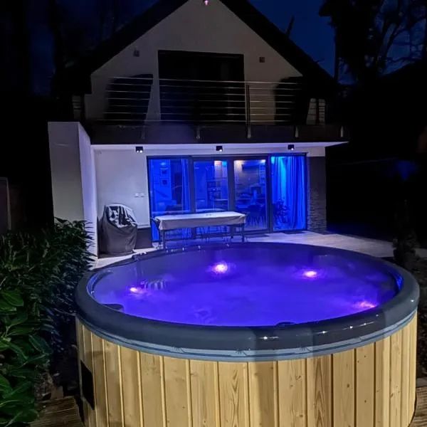 Peace of mind cottage, hotel u gradu Tata