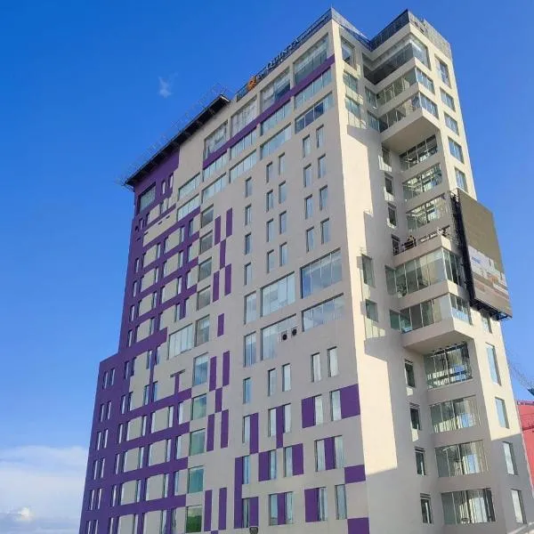 La Quinta by Wyndham Puebla Palmas Angelopolis, hotel di Puebla