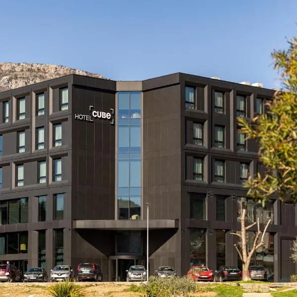 Hotel Cube, hotelli kohteessa Bar