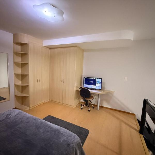 Apartamento Completo Cama Queen Hidromassagem Cozinha completa Garagem Centro Wifi Alta Velocidade - Foto 5