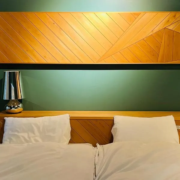 Onomichi SINGAI HOSTELS, Hotel in Onomichi