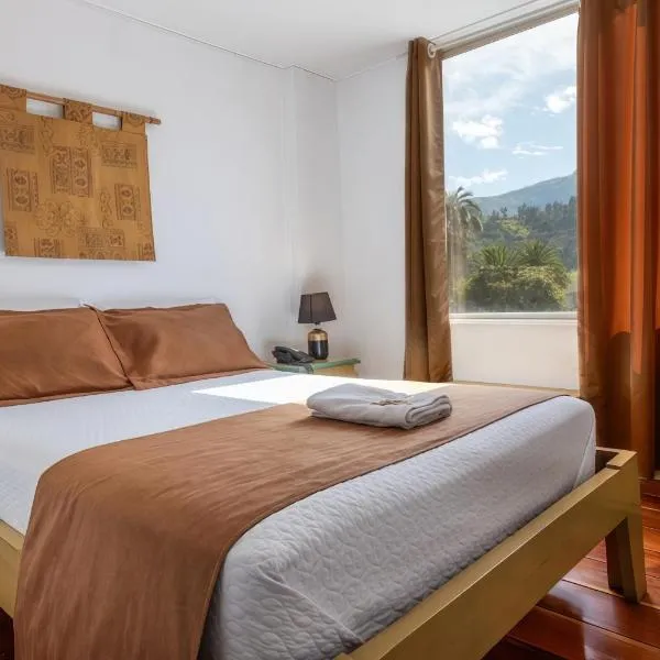 HOSTAL DEL RÍO, hotell i Ibarra