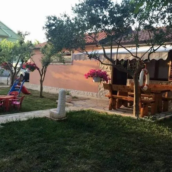 Kata, Hotel in Razvala