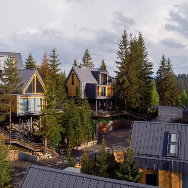 SKOGUR - Home & Resort, hotel di Bukovel