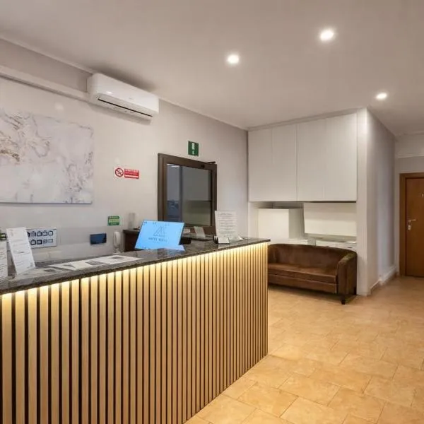 Hotel Atena, hotel en Milán