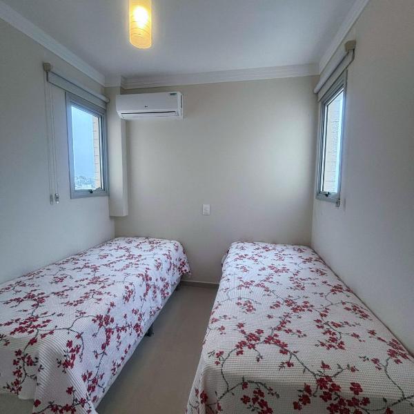 Apartamento frente mar com 3 suítes!! - Foto 2