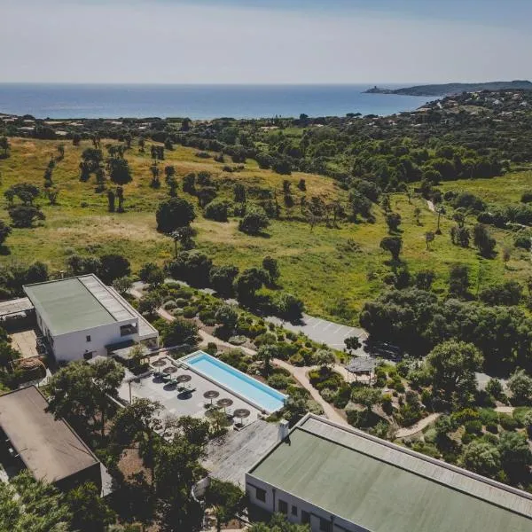 VILLA FLAKA Boutique Hôtel Wellness: Cargèse şehrinde bir otel