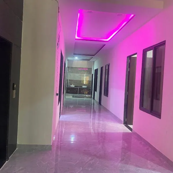 Viesnīca Hotel O Golden Eagle Džajpurā