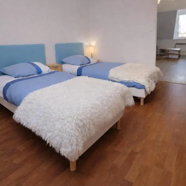 Functional and convenient apartment avec wifi, מלון בLa Machine