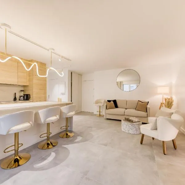 Luxury Pearl, Design, Terrasse, 20m Eiffel Tower, hotel en Sèvres