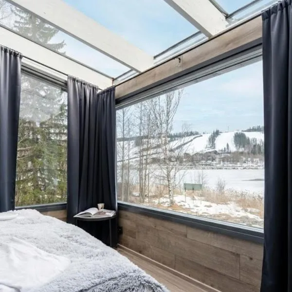 Private High Quality Lake View Suite، فندق في يامسا