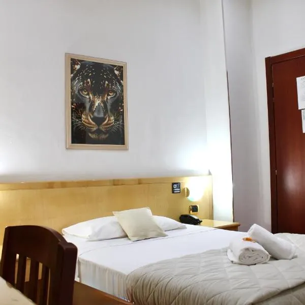 Hotel Fiorella Milano, ξενοδοχείο στο Μιλάνο