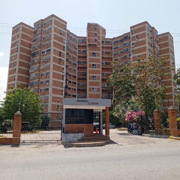 Apartamento Nueva Segovia Barquisimeto: Barquisimeto'da bir otel