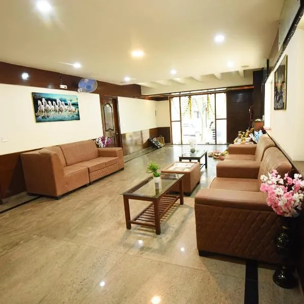 Laavish 7 Hotel, готель у Бенґалуру