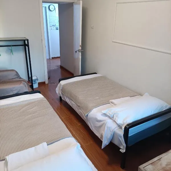 Tsogoo Guesthouse Shared rooms: Ulan Batur şehrinde bir otel
