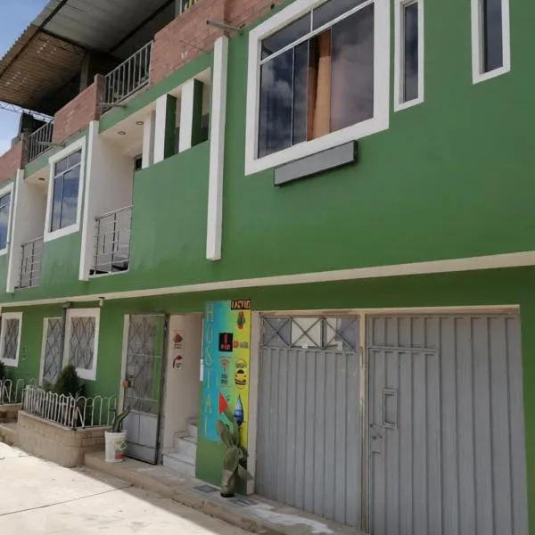 hostal kactus, hotel u gradu 'Caraz'