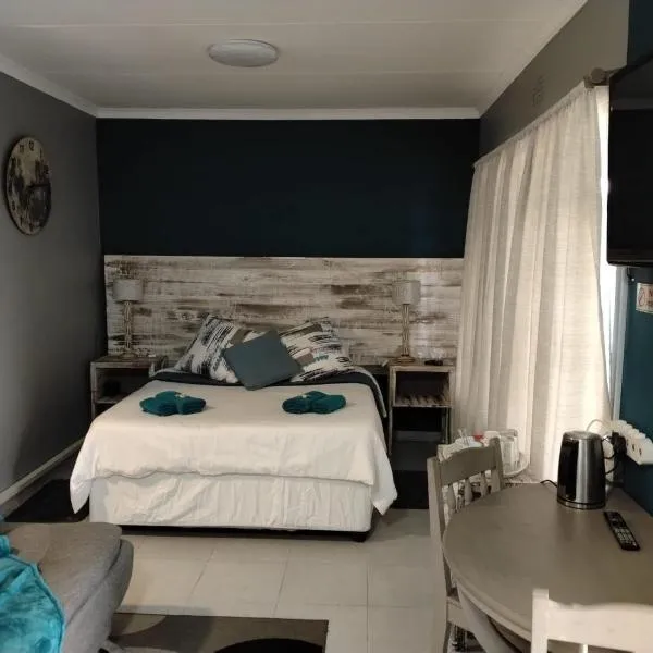 Villa Marais Guest House، فندق في Brakpan