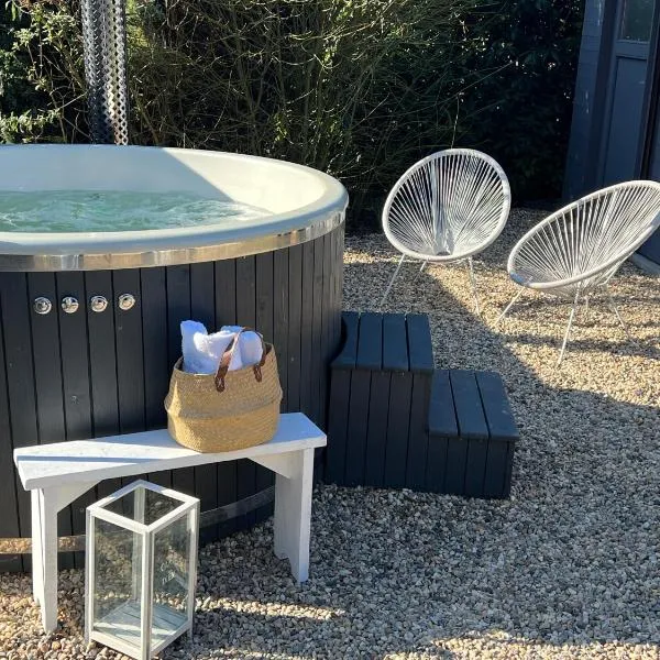 House Lexington mit Sauna & Whirlpool am See, hotel a Wettringen