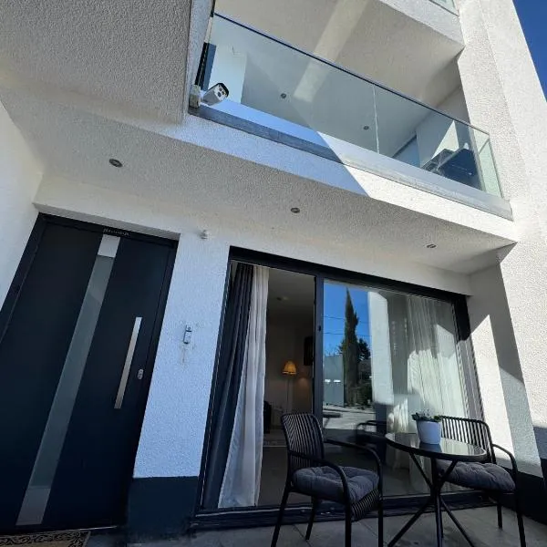 Landruhe Koblenz- Modernes Apartment, Hotel in Koblenz