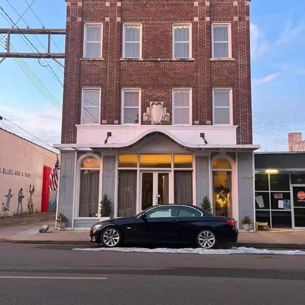 Historic Delta Blues Lofts، فندق في كلاركسديل