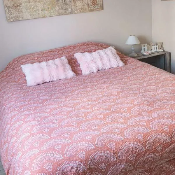 Chambre la Bohème, hotel i Élancourt